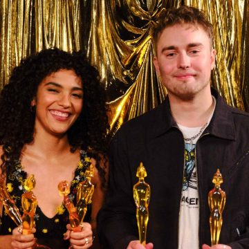 5 Sam Fender and Olivia Dean’s ‘Rein Me In’ Breaks a 73-Year Record as the UK’s Longest-Running No. 1