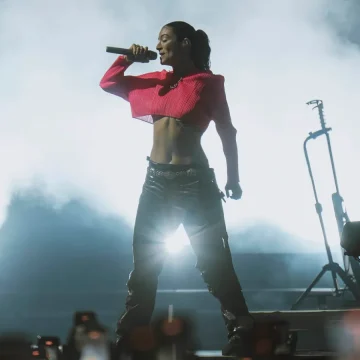 7 Charli xcx’s Lollapalooza 2026 Set: Why Critics Are Calling It Nearly Perfect